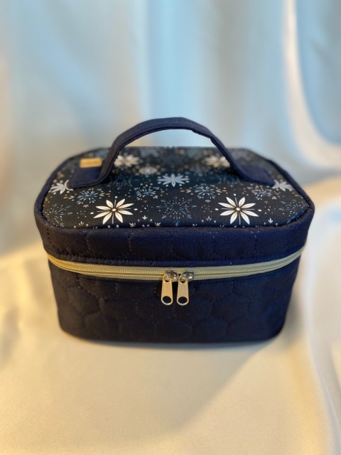 Kosmetyczka gwiazdki i błękit rozmiar M