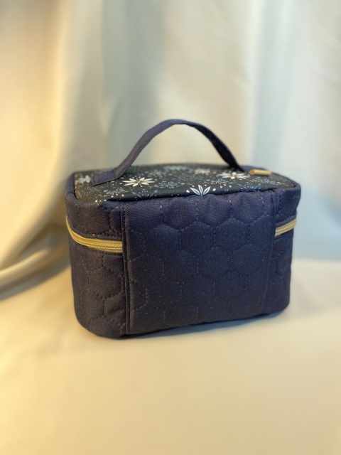 Kosmetyczka gwiazdki i błękit rozmiar M