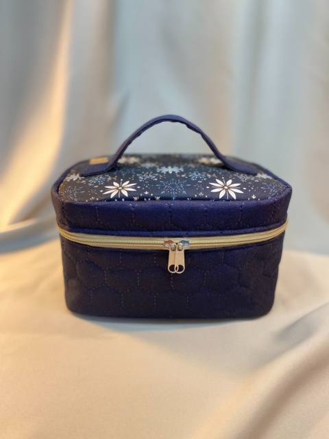 Kosmetyczka gwiazdki i błękit rozmiar M