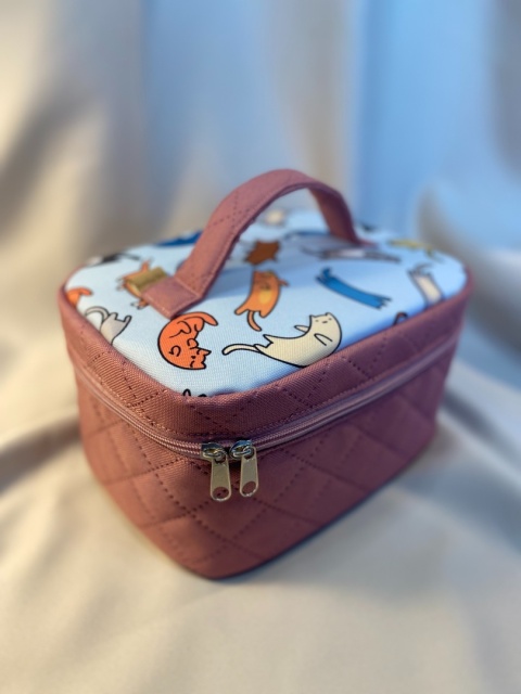 Kosmetyczka kotki i róż rozmiar M