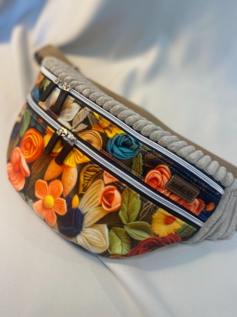 Nerka Luna z tkanin welurowych jesienne kwiaty rozmiar L