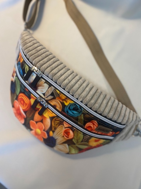 Nerka Luna z tkanin welurowych jesienne kwiaty rozmiar L