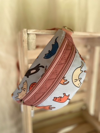 Nerka Luna z tkanin wodoodpornych w kotki rozmiar S