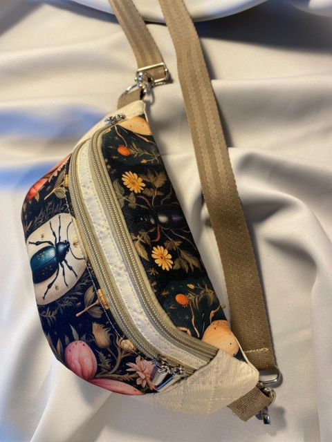 Nerka z tkanin wodoodpornych Żuczki i wanilia rozmiar M - NA ZAMÓWIENIE