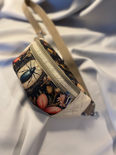 Nerka z tkanin wodoodpornych Żuczki i wanilia rozmiar M - NA ZAMÓWIENIE