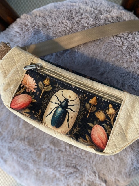 Nerka z tkanin wodoodpornych Żuczki i wanilia rozmiar M - NA ZAMÓWIENIE