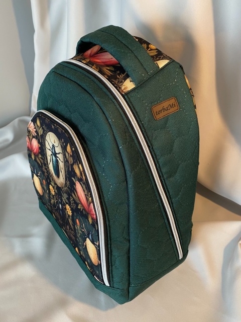 Plecak zieleń i żuczki