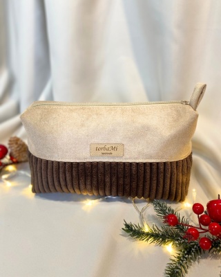 Kosmetyczka z weluru i prążka