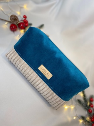 Kosmetyczka z weluru i prążka