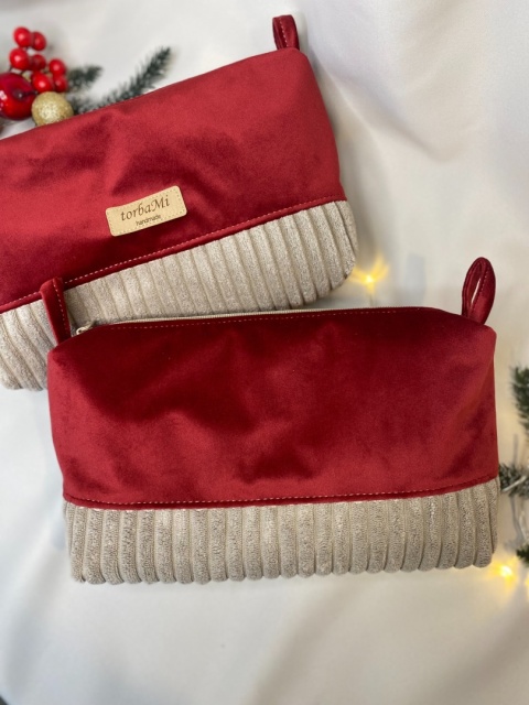 Kosmetyczka z weluru i prążka