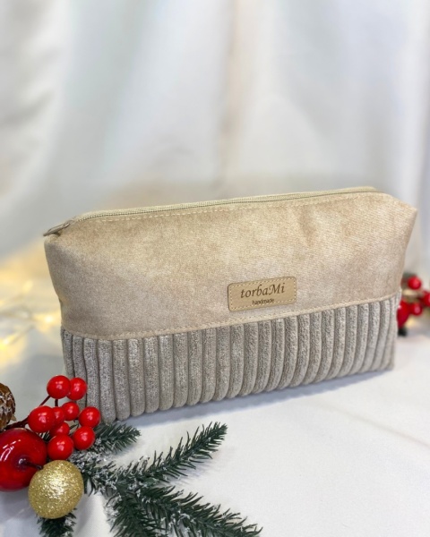 Kosmetyczka z weluru i prążka